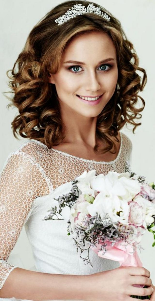 Brides Hairstyles With Tiara
 Wedding Hairstyle with Tiara