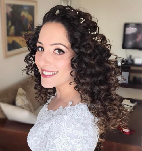 Bridesmaid Hairstyles For Curly Hair
 20 Soft and Sweet Wedding Hairstyles for Curly Hair 2020