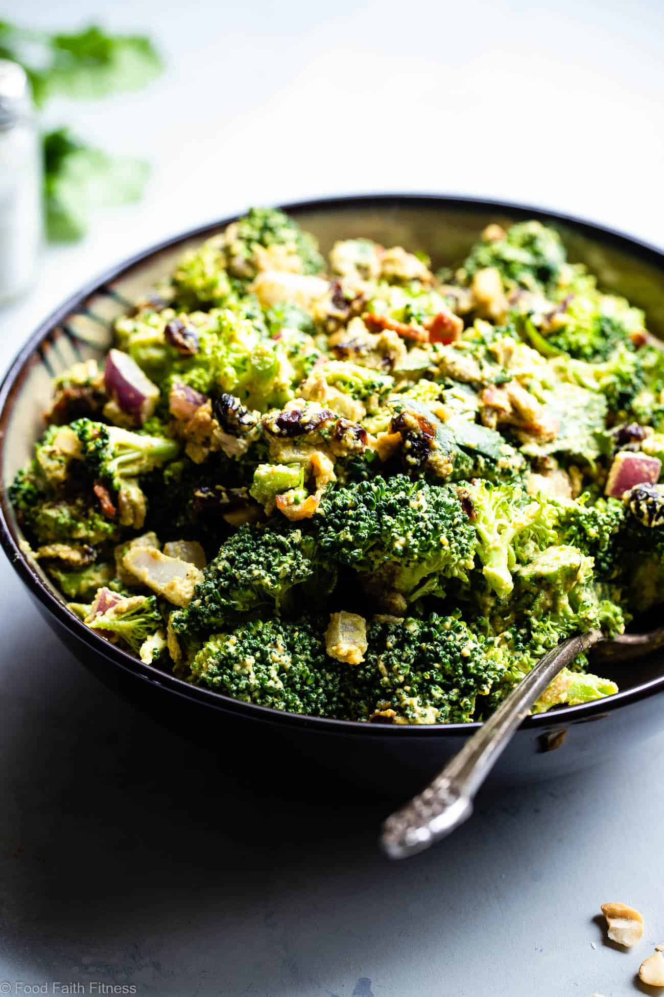 Broccoli Cashew Salad
 Vegan Paleo Broccoli Cashew Salad