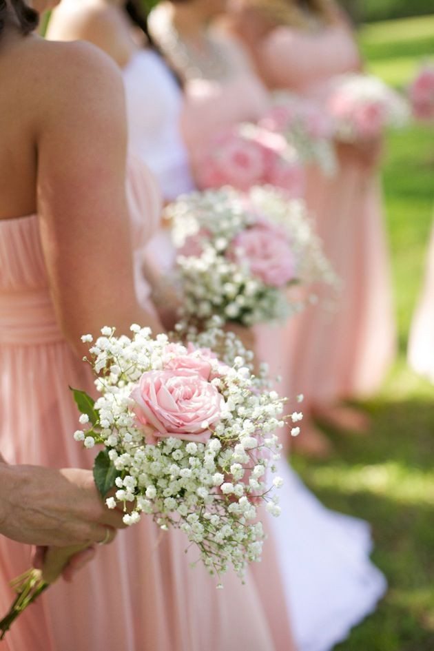 Budget Wedding Flowers
 8 Beautiful and Bud Friendly Alternatives to Expensive