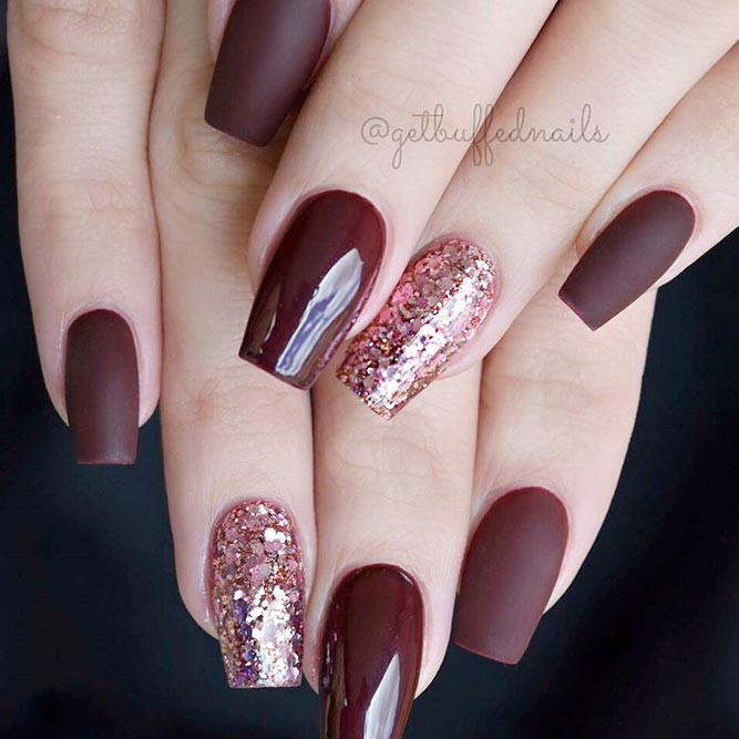 Burgundy Glitter Nails
 27 Reasons To Adore Burgundy Nails