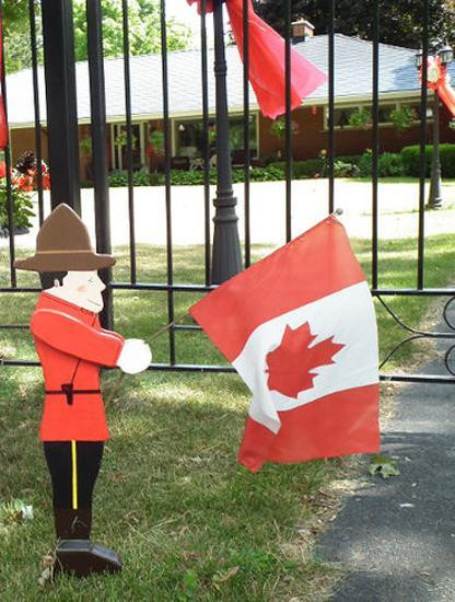 Canada Day Backyard Party Ideas
 33 Canada Day Party Decorations and Ideas for Outdoor Home