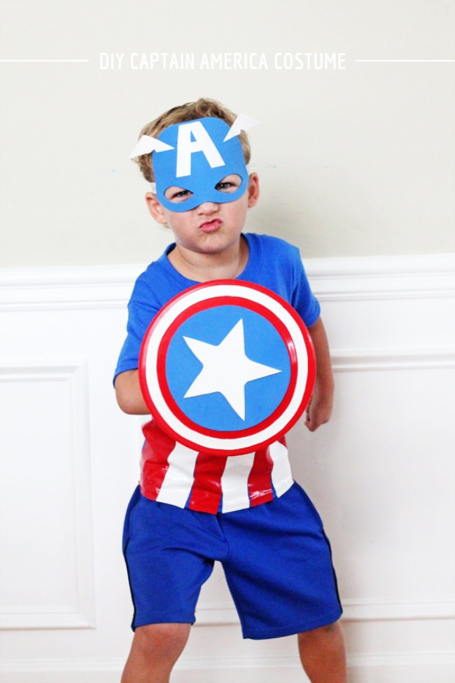 Captain America Mask DIY
 20 Homemade Superhero Costumes [free patterns] – Tip Junkie