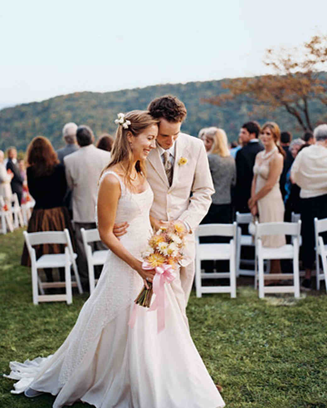 Casual Backyard Weddings
 A Vibrant Casual Outdoor Wedding in Tennessee