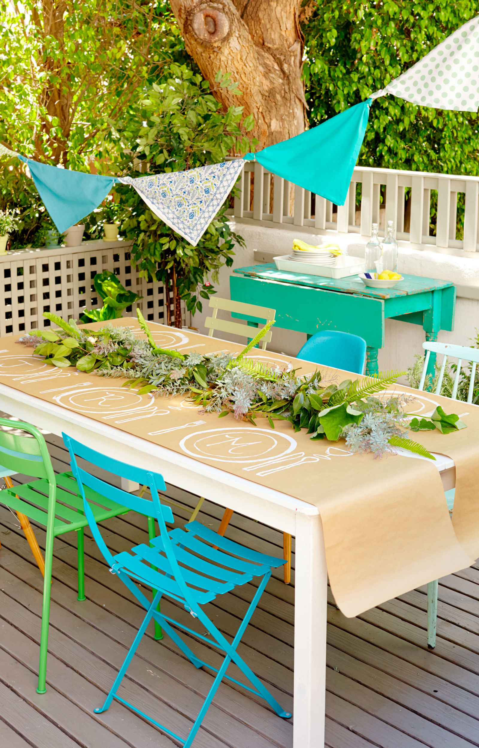 Catering Ideas For Backyard Party
 Backyard Party Ideas And Decor Summer Entertaining Ideas