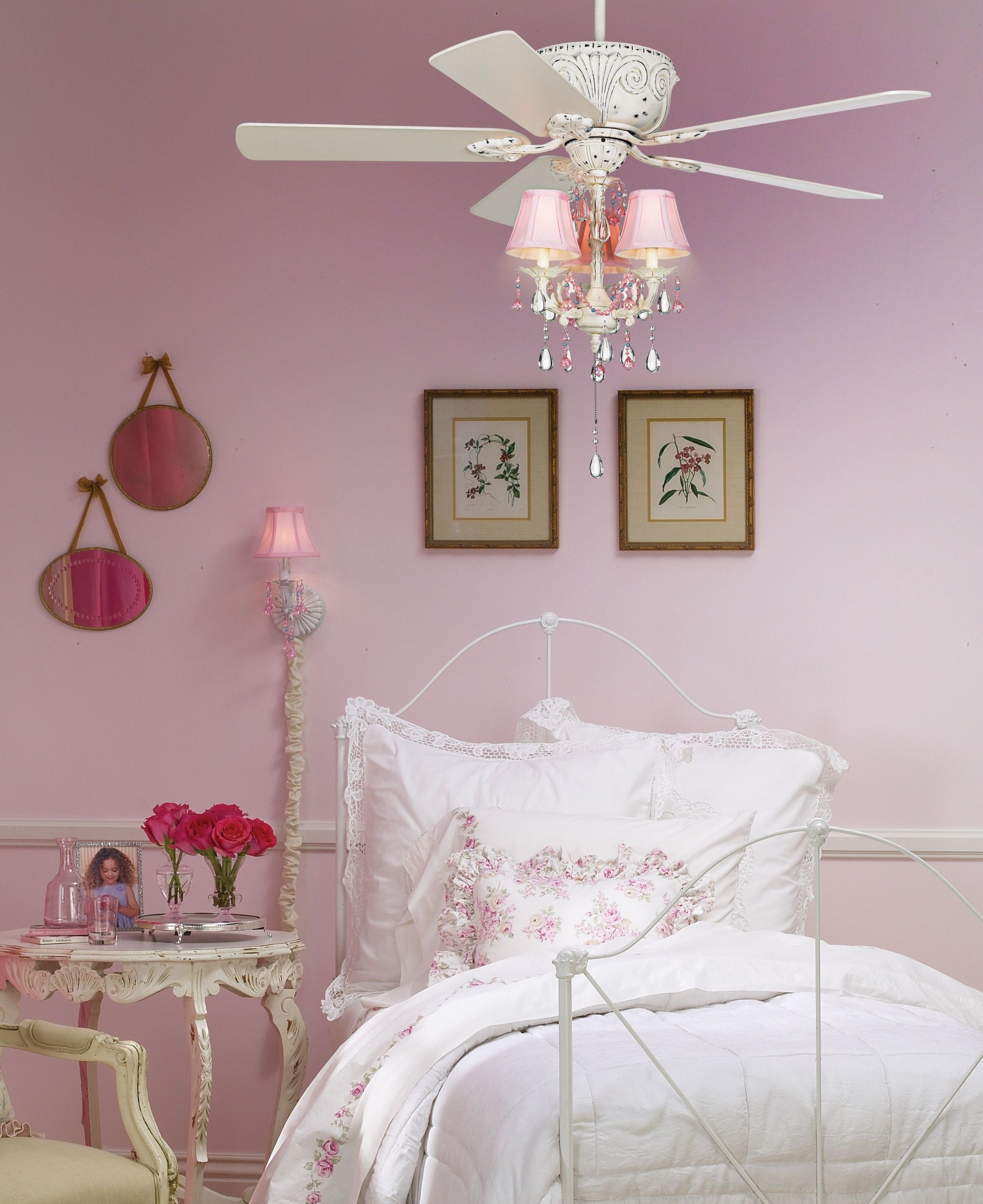 Chandeliers For Kids Room
 Top 25 Kids Bedroom Chandeliers