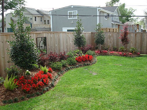 Cheap Backyard Landscape
 Landscaping A Bud – 10 Ideas To Beautify Your