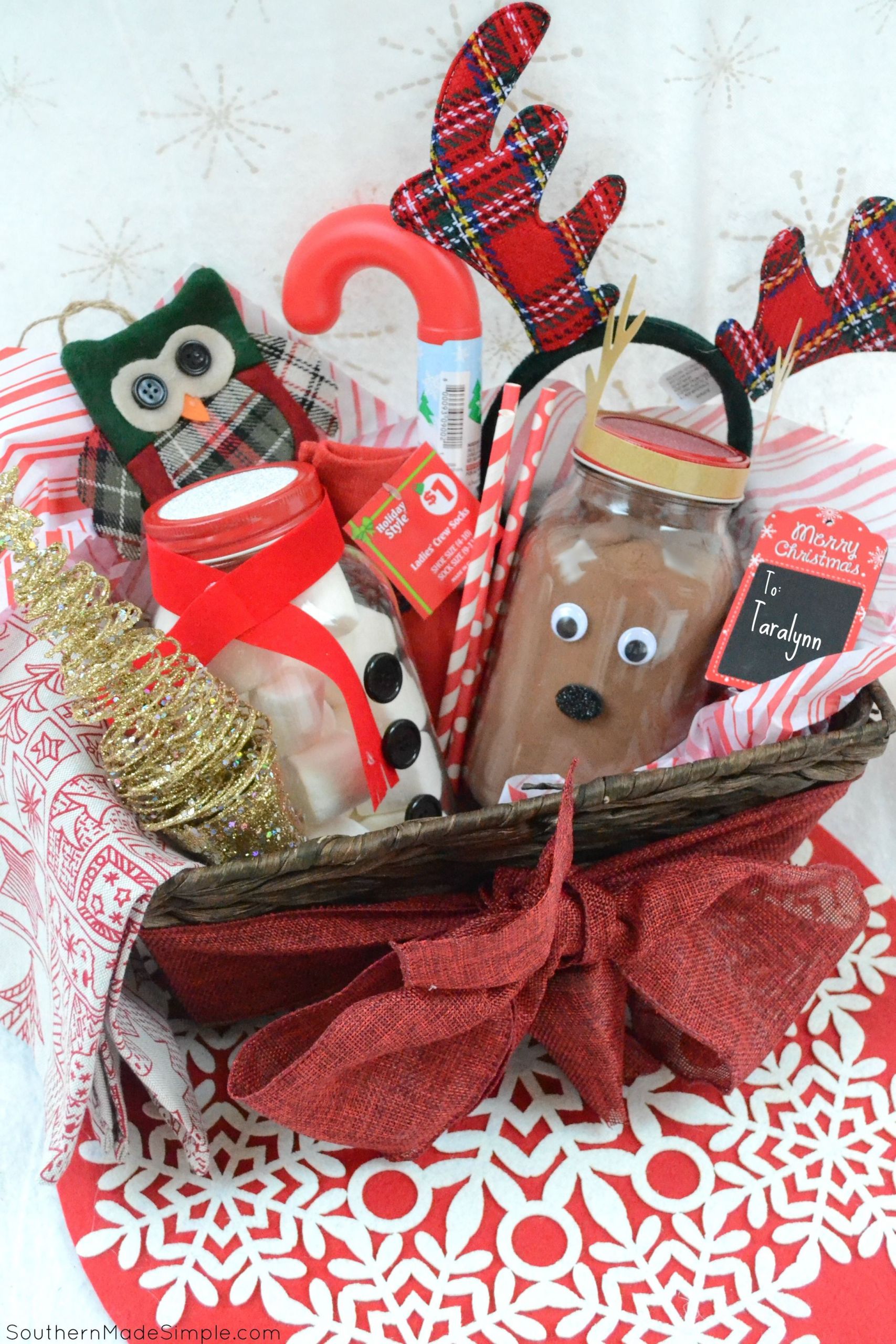 Cheap Holiday Gift Basket Ideas
 Easy Holiday Gift Idea DIY Hot Cocoa Gift Basket