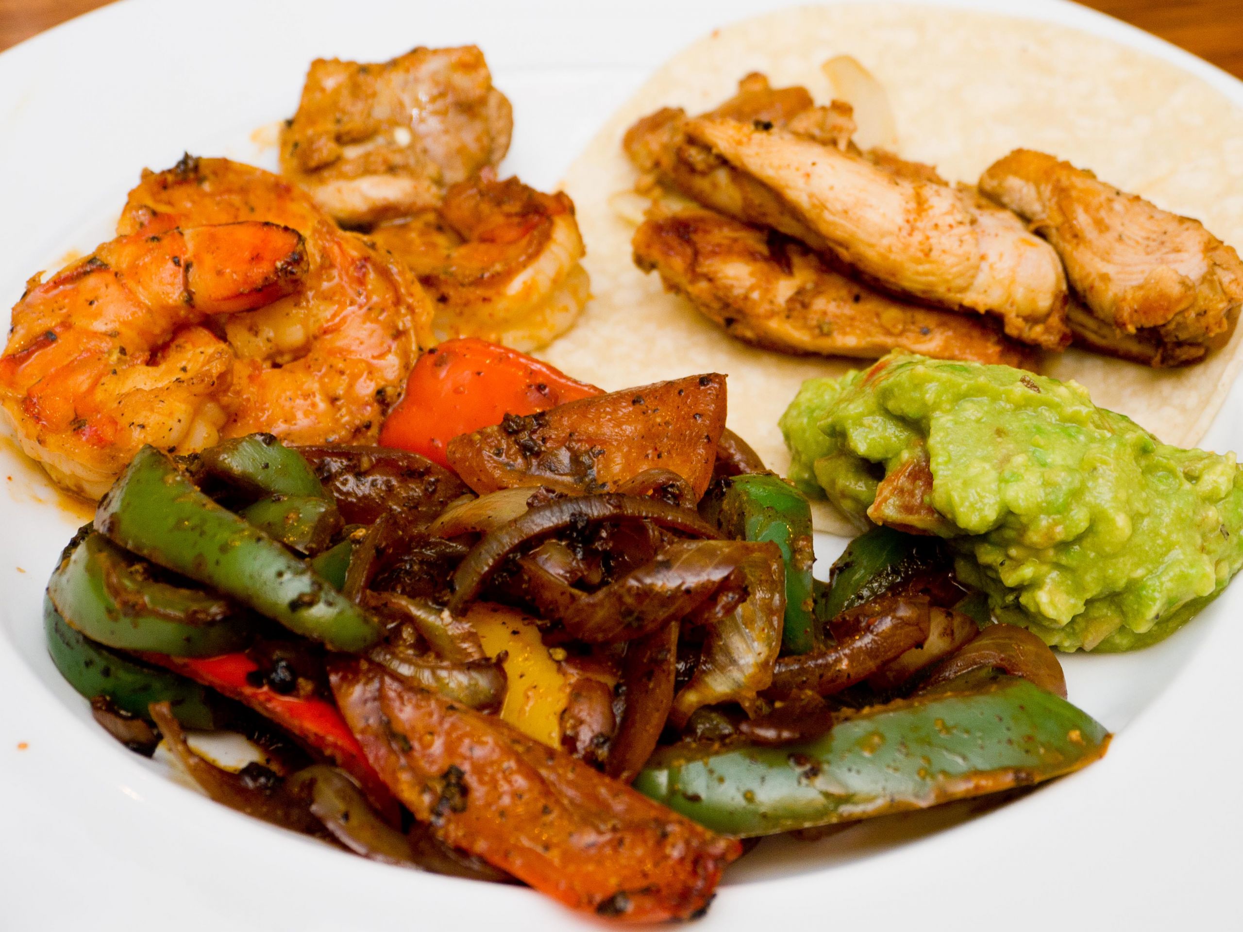 Chicken And Shrimp Fajitas
 Shrimp & Chicken Fajitas Food & Fire