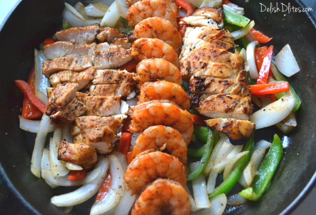 Chicken And Shrimp Fajitas
 Chipotle Chicken and Shrimp Fajitas