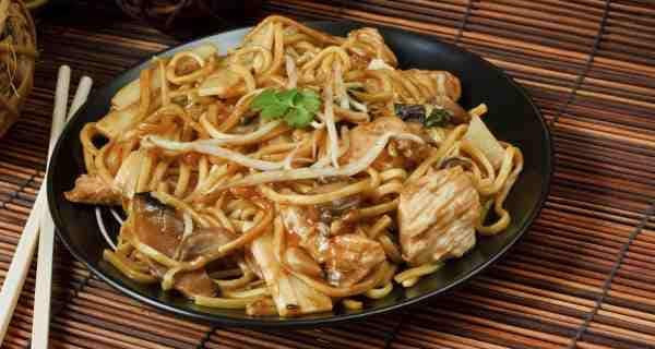 Chinese Noodles Calories
 Indian snacks v s Chinese food which option is