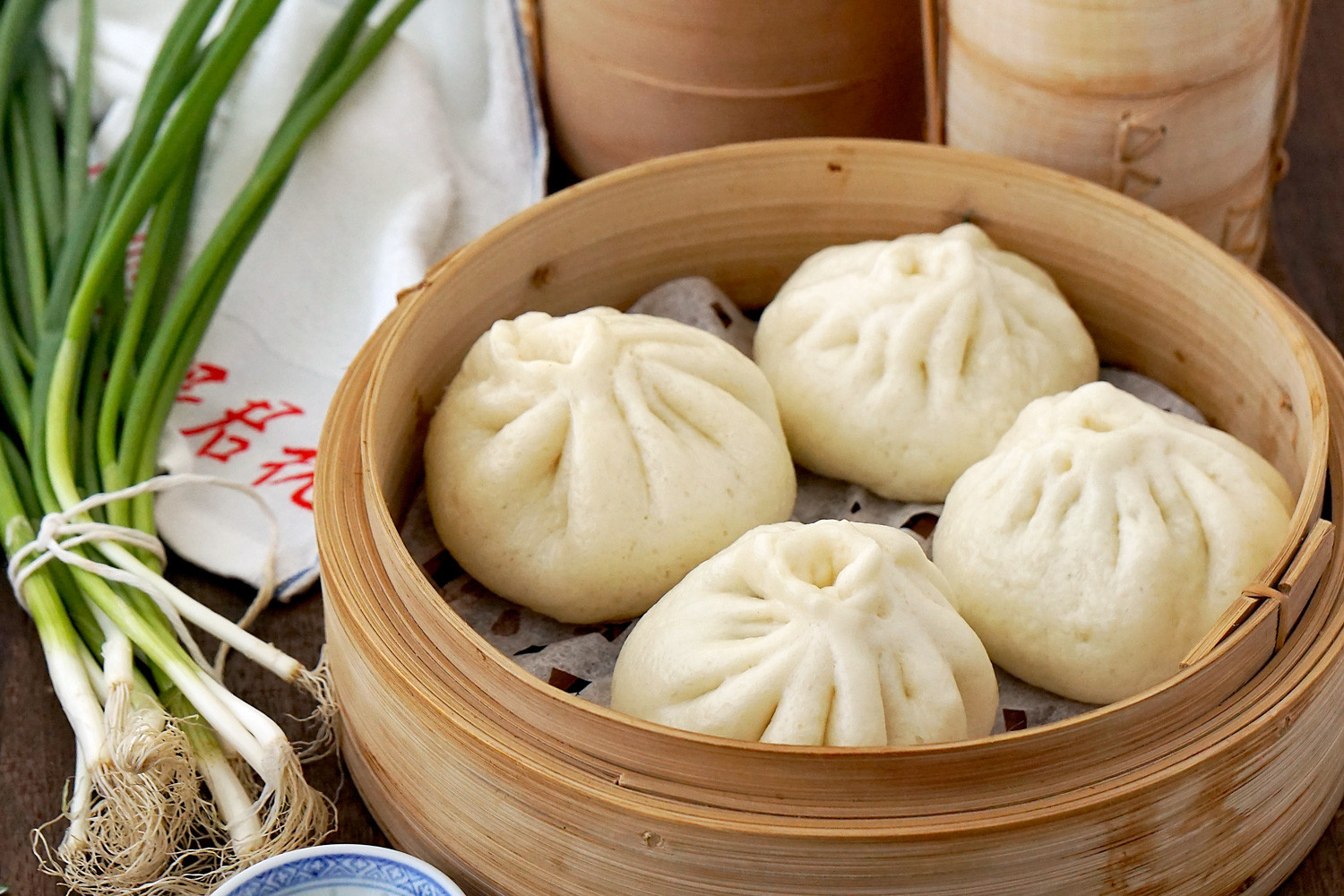 Chinese Pork Bun Recipes
 Chinese Steamed Pork Buns Baozi