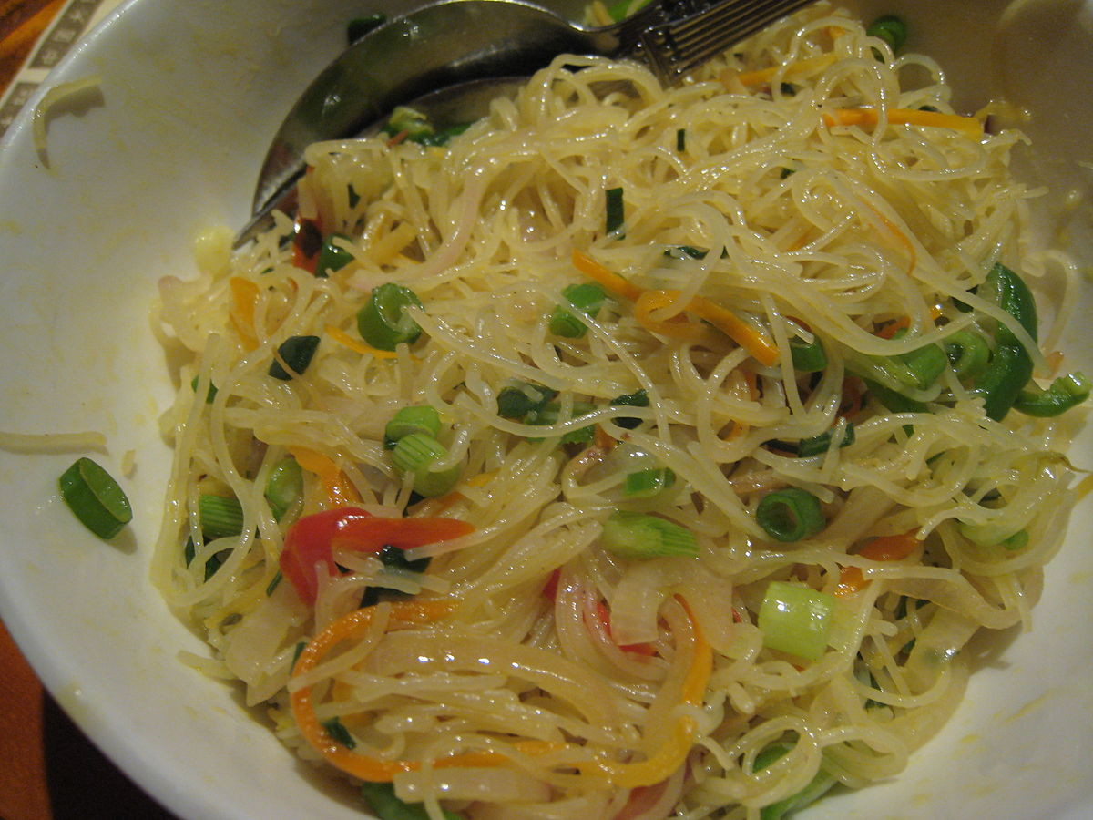 Chinese Rice Noodles
 Singapore style noodles