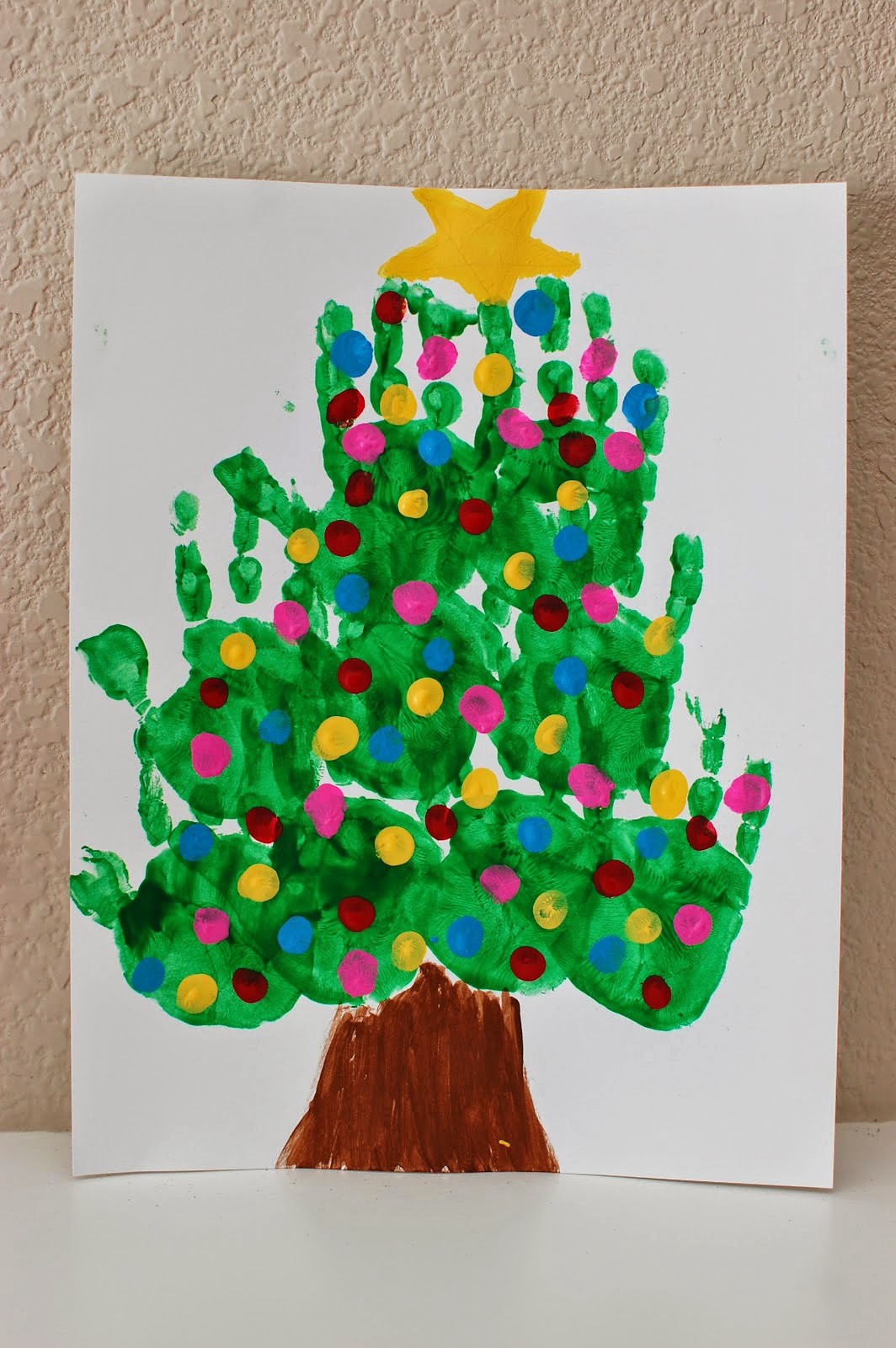 Christmas Crafts Kids
 20 of the Cutest Christmas Handprint Crafts for Kids