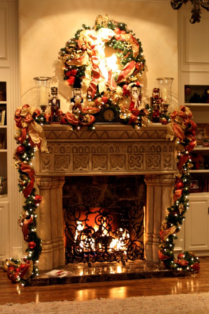 Christmas Fireplace Mantle Decorations
 Celebrate the Joyful Christmas Moments in Your Home with