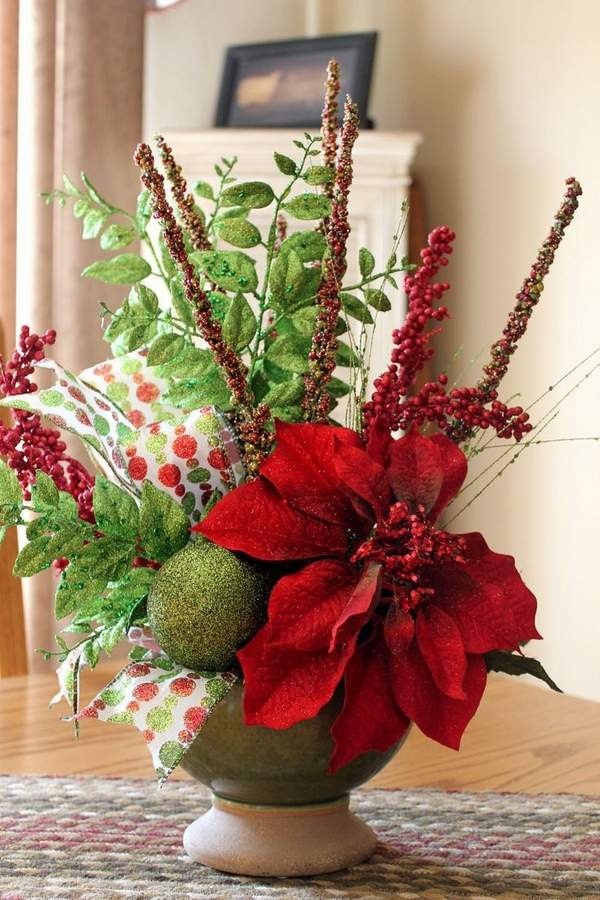 Christmas Flower Decorations
 Christmas centerpieces – festive table decoration ideas