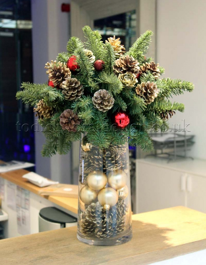 Christmas Flower Decorations
 Christmas Flower Arrangements Floral Arrangements for