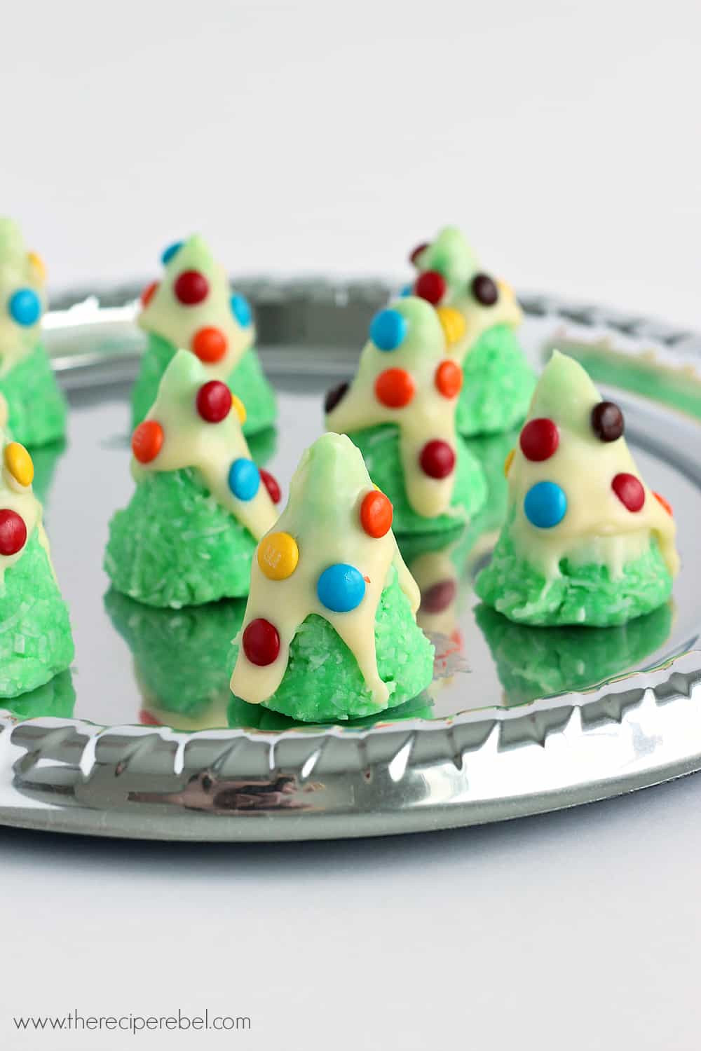 Christmas Treats Recipes For Kids
 No Bake Christmas Tree Cookies The Recipe Rebel