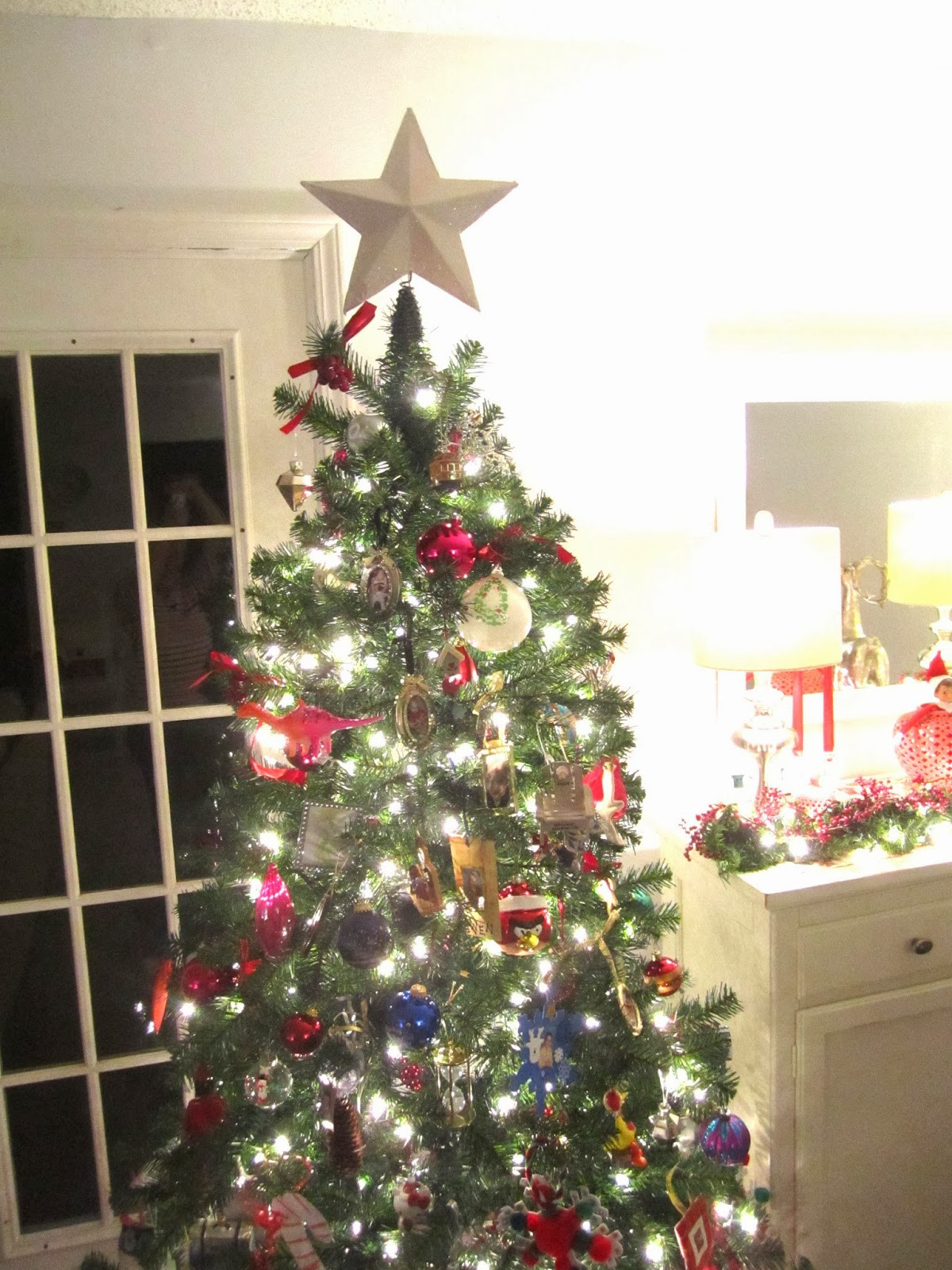 Christmas Tree Topper DIY
 Swoon Style and Home DIY Glittery Christmas Tree Star