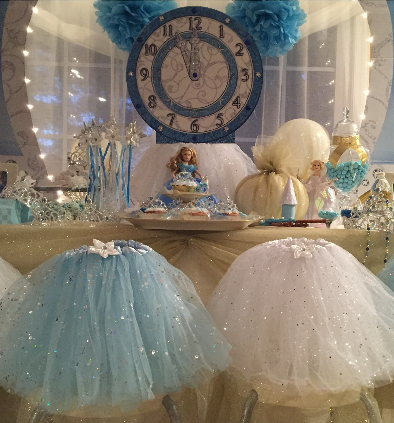 Cinderella Birthday Decorations
 The Princess Birthday Blog Cinderella Party Giveaway