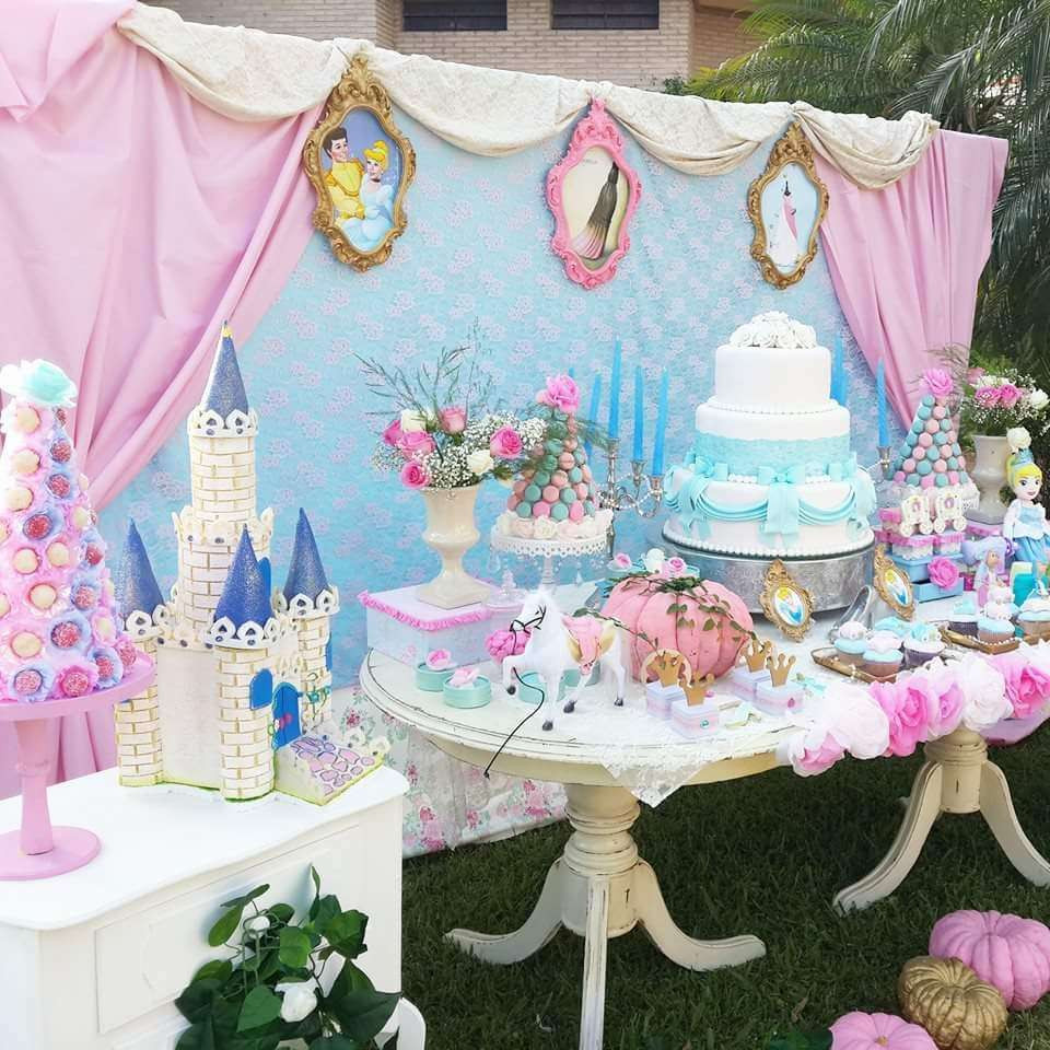 Cinderella Birthday Decorations
 Cinderella Birthday Party Ideas 8 of 21