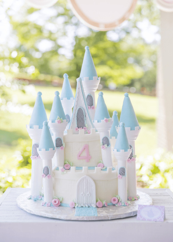 Cinderella Castle Birthday Cake
 Best Cinderella Birthday Party Ideas