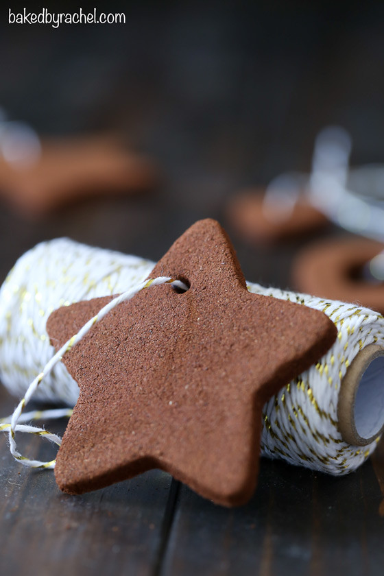 Cinnamon Applesauce Ornaments
 Easy Cinnamon Applesauce Ornaments