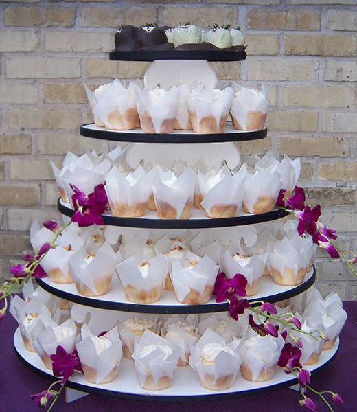 Classy Girl Cupcakes
 Cupcake Display Rental – Classy Girl Cupcakes