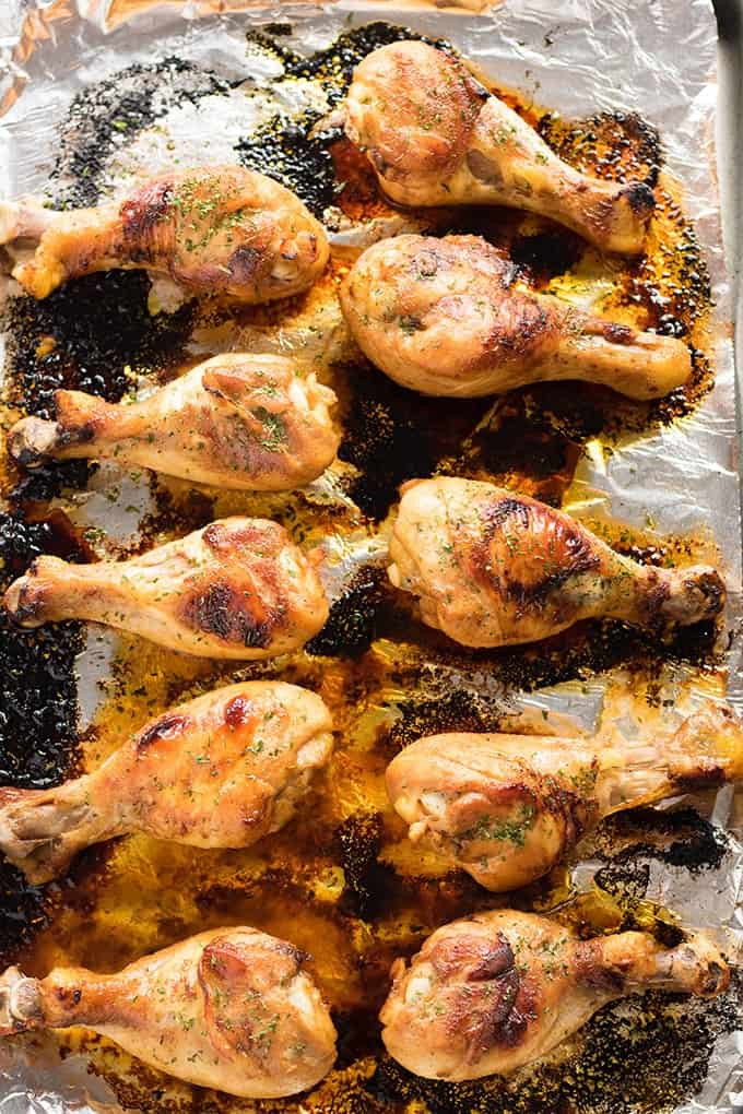 Cooking Chicken Legs In The Oven
 Easy Baked Chicken Drumsticks Recipe The Salty Marshmallow