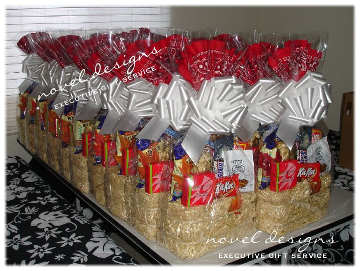 Corporate Gift Baskets Ideas
 Custom Rodeo Gift Baskets