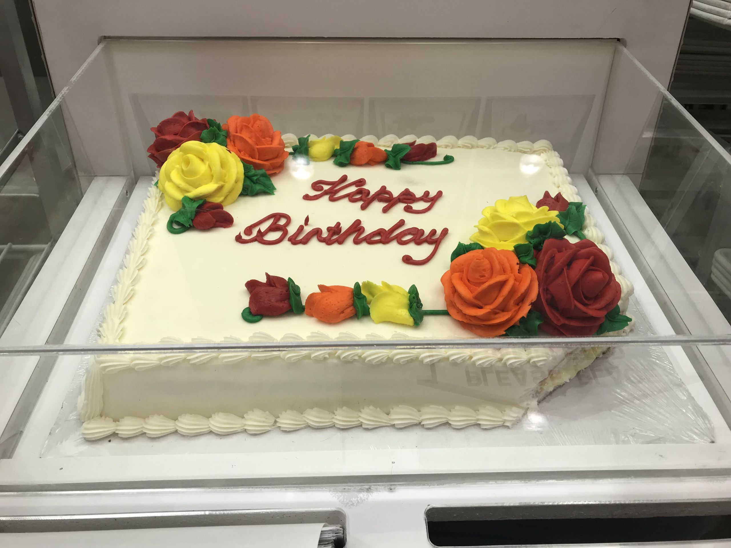 Costco Birthday Cakes
 Are the Costco cake displays made from real cake Costco