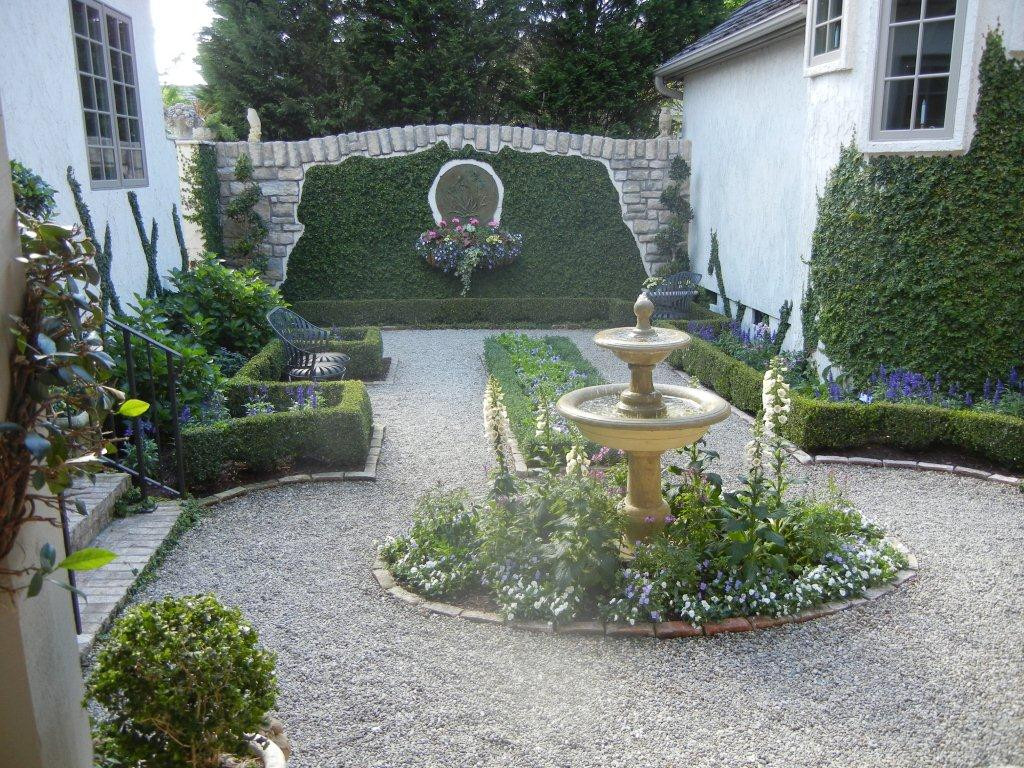 Country Outdoor Landscape
 French Country Garden – hopebordeaux