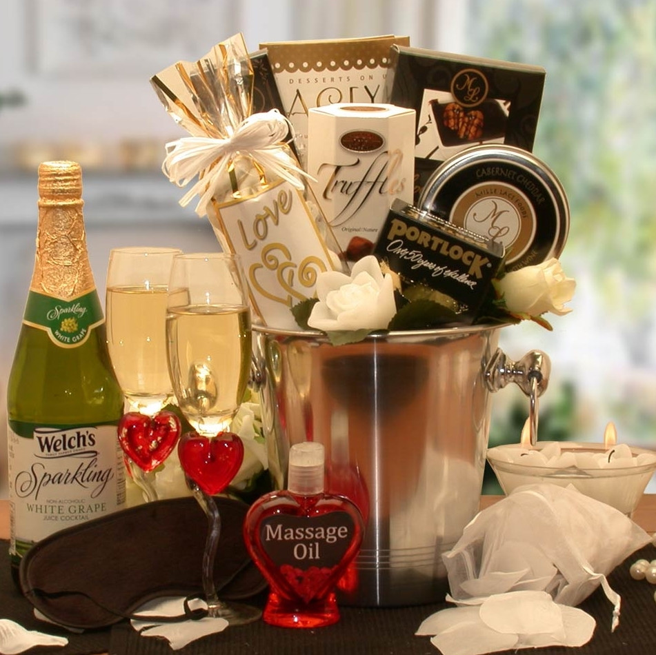 Couples Gift Ideas
 Deluxe Romantic Evening For Two Gift Basket