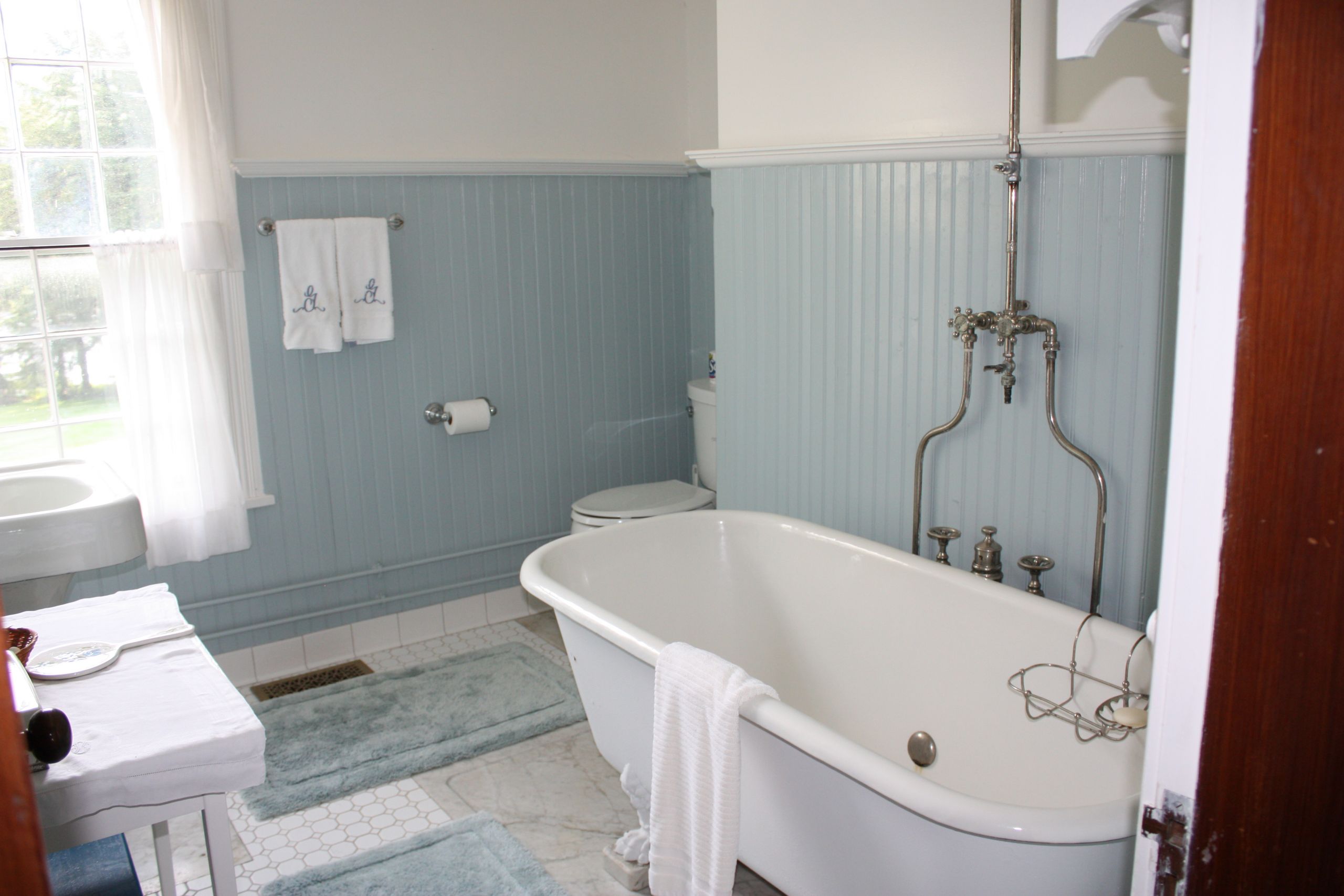 Covering Old Bathroom Tiles
 36 nice ideas and pictures of vintage bathroom tile design