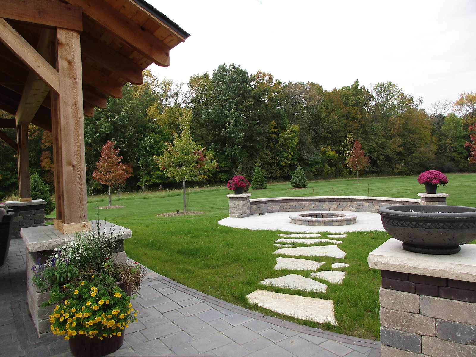 Creative Landscape Design
 Home Creative Landscape Designs