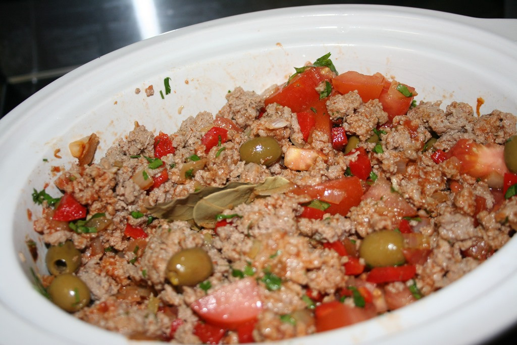 Crock Pot Ground Turkey
 Crock Pot Turkey Picadillo