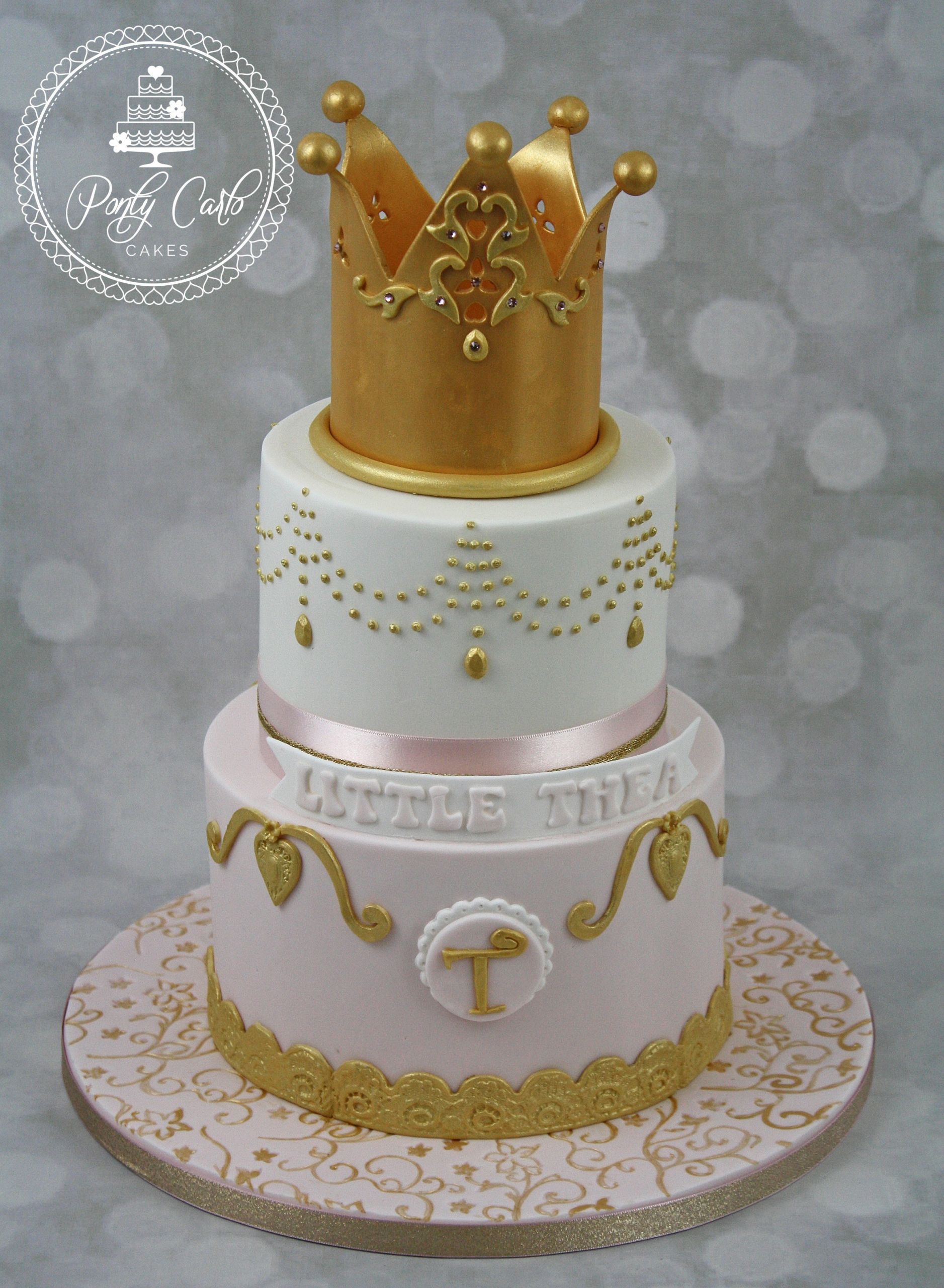 Crown Birthday Cake
 Crown Birthday Cakes