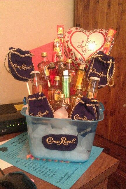 Crown Royal Gift Basket Ideas
 Diy Crown Royal Gift Basket