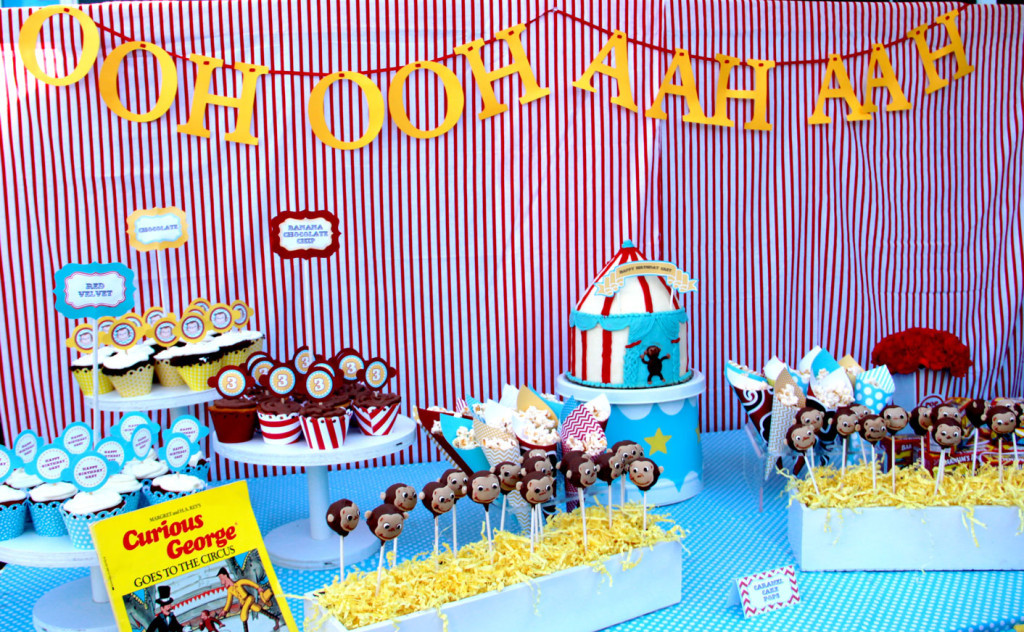 Curious George Birthday Decorations
 Readers Favorite Curious George Goes to the Circus