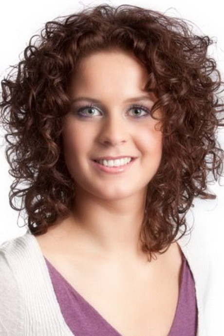 Curly Haircuts For Oval Faces
 Curly hairstyles for oval faces
