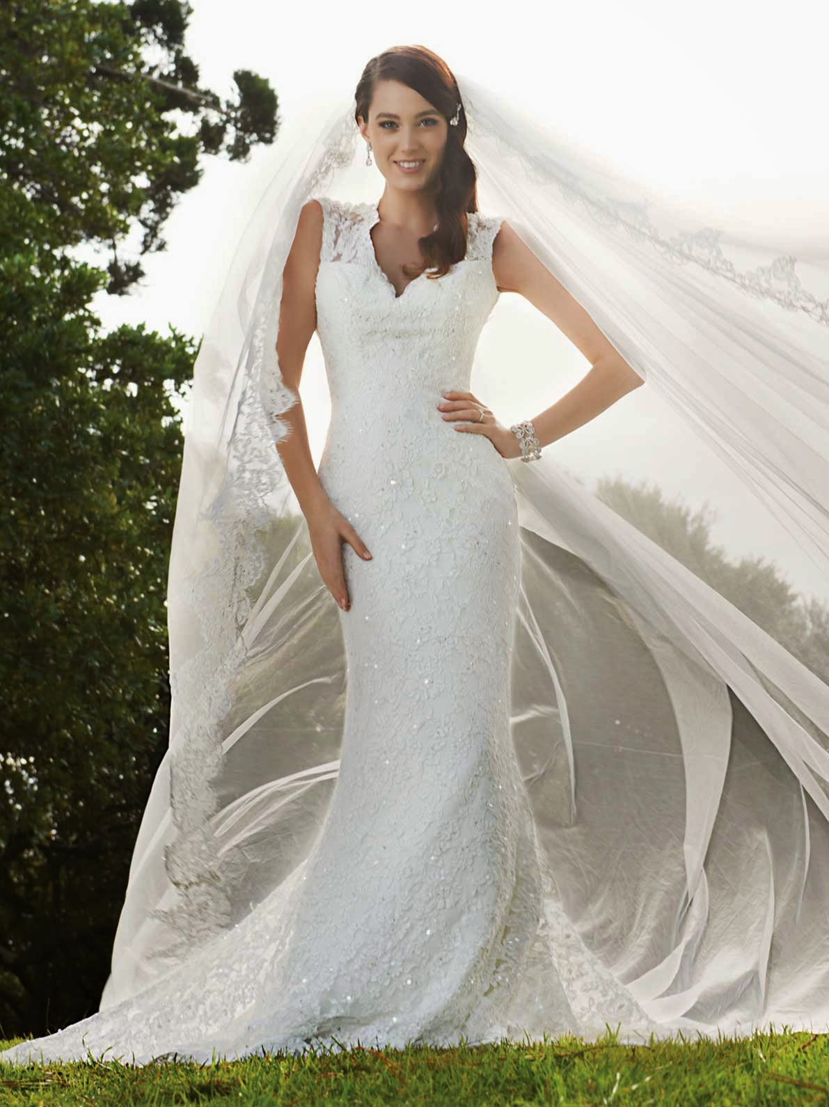 Custom Wedding Gowns
 Discount Designer Wedding Gowns line Concept Ideas