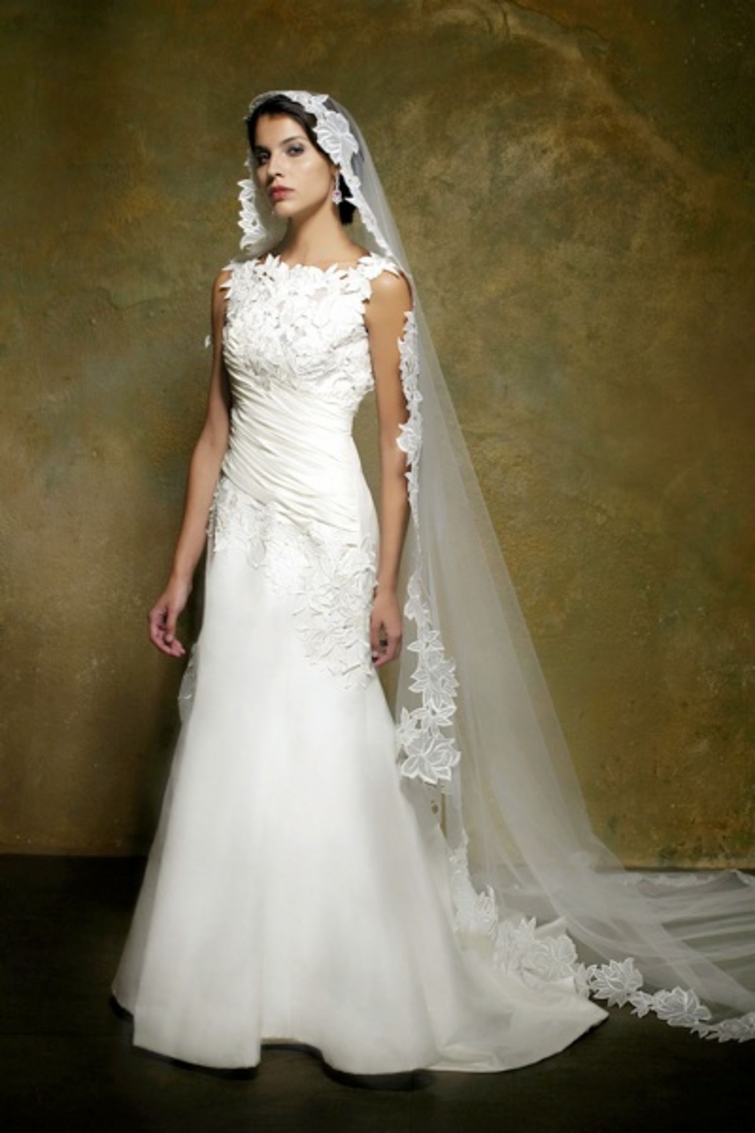 Custom Wedding Gowns
 6 Luxe Wedding Dresses You Can Buy From Fancy Pants