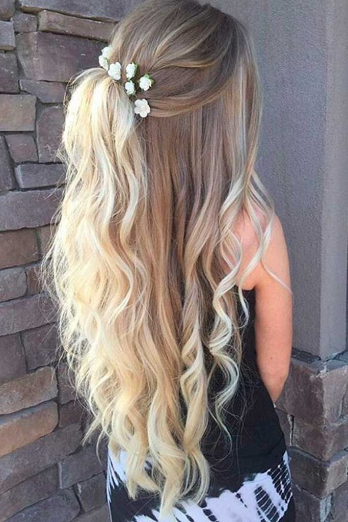 Cute Hairstyles With Hair Down
 47 Your Best Hairstyle to Feel Good During Your Graduation