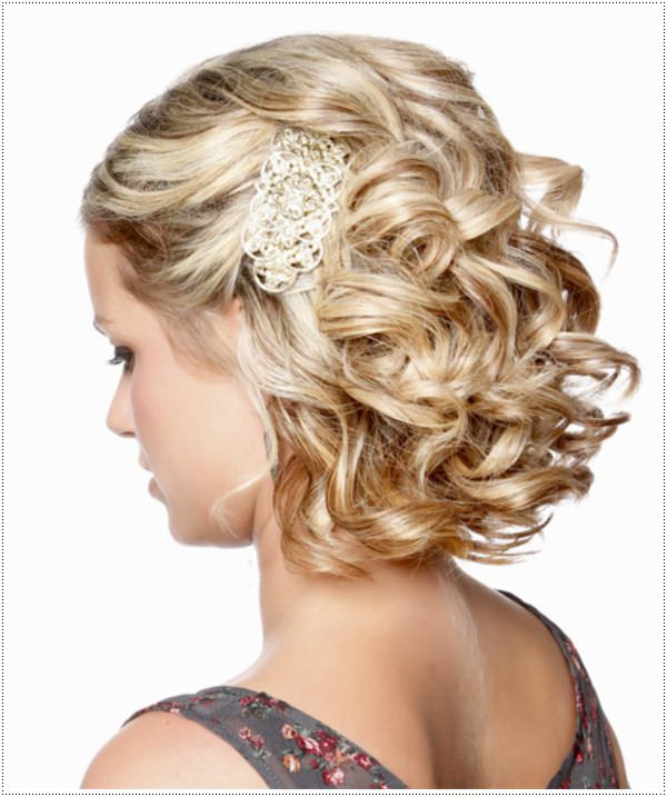 Cute Short Hairstyles For Prom
 30 Amazing Prom Hairstyles & Ideas