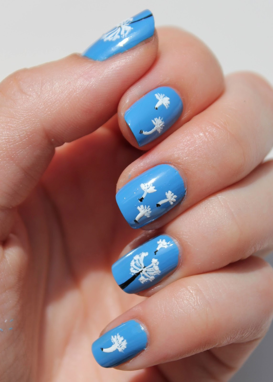 Dandelion Nail Art
 Fundamentally Flawless Manicure Monday Dandelion Nail