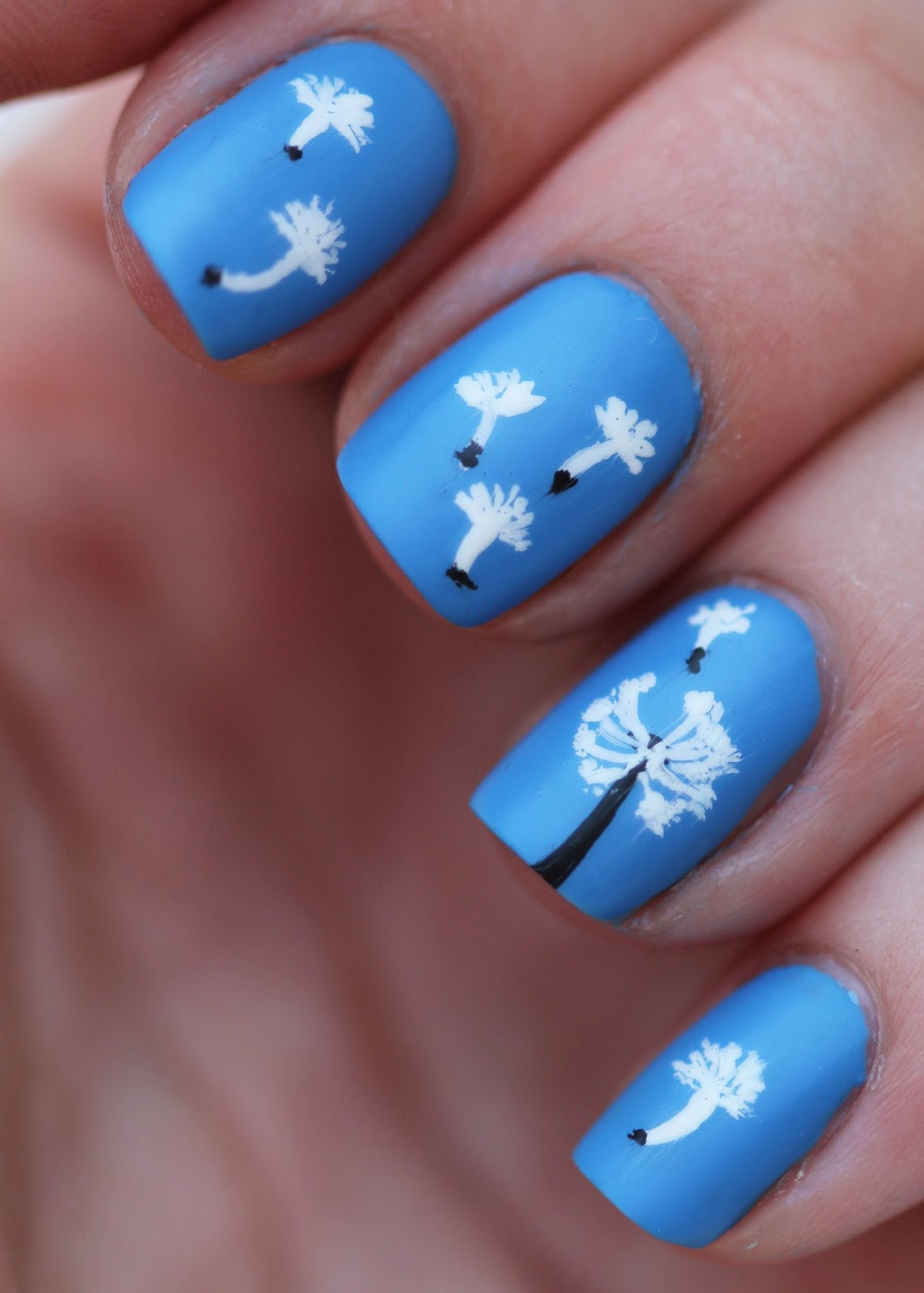 Dandelion Nail Art
 Fundamentally Flawless Manicure Monday Dandelion Nail