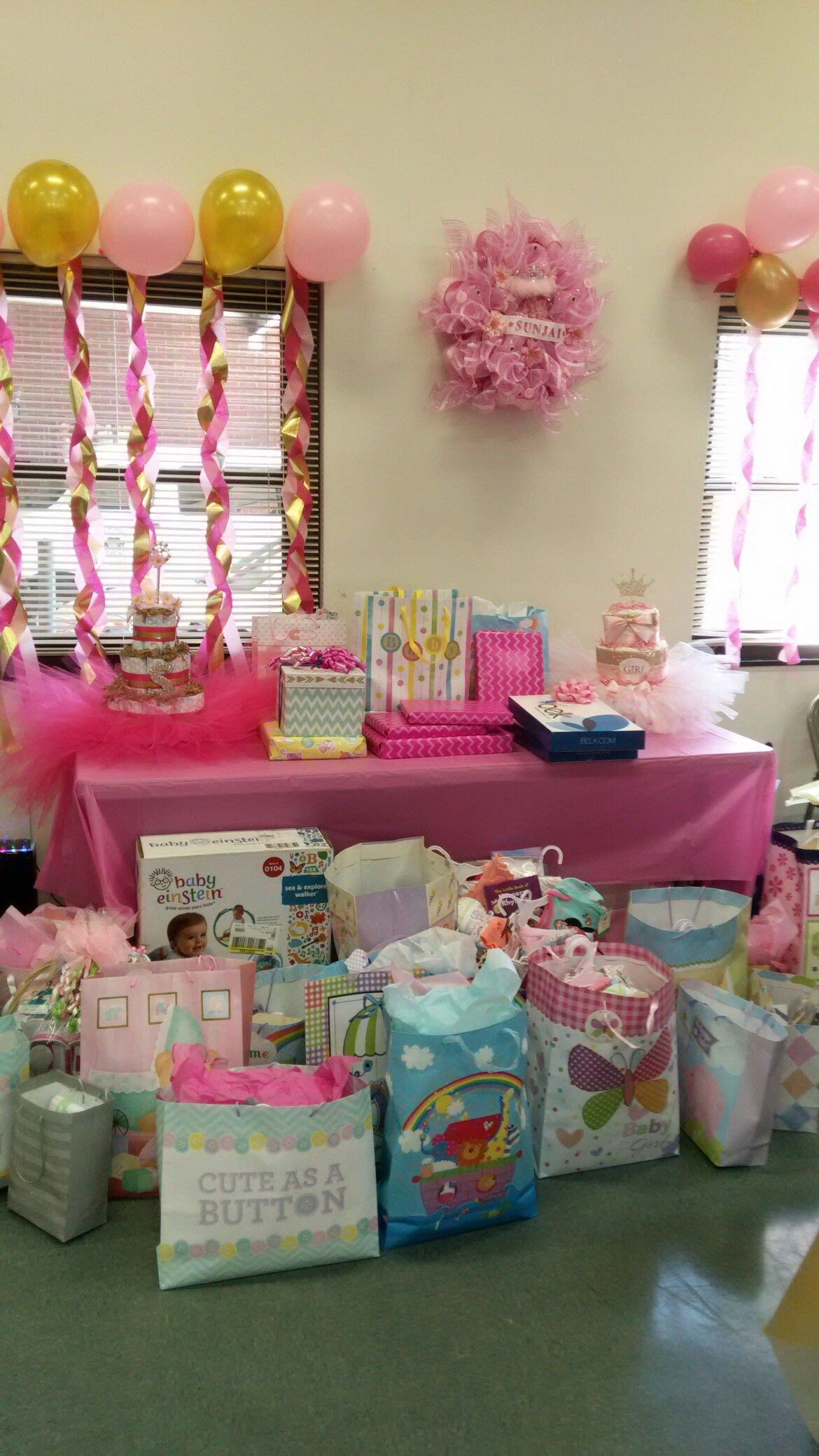 Decorating Ideas For Baby Shower Gift Table
 My niece s baby shower t table