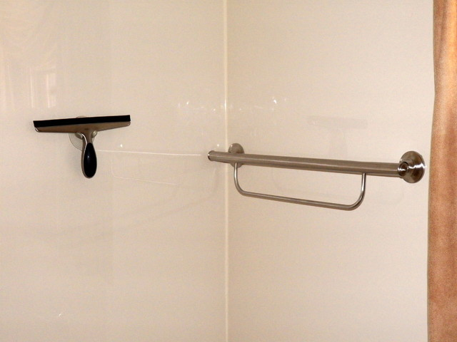 Decorative Grab Bars For Bathroom
 Decorative Grab Bars Actually Add Warmth to this Bathroom