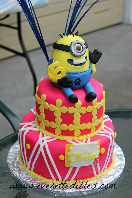 Despicable Me Birthday Cake
 Despicable Me 2 Minion Birthday Cake 08 2013