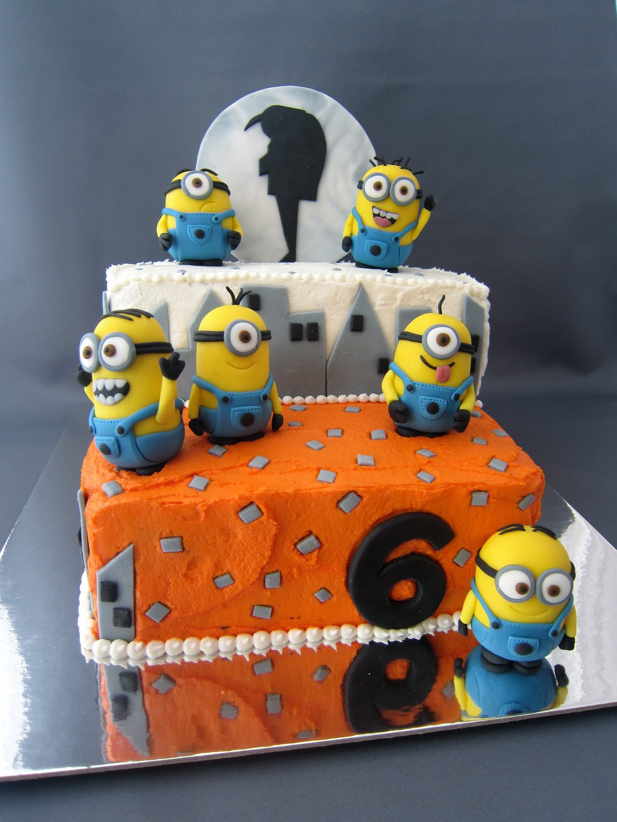 Despicable Me Birthday Cake
 Clever Wren Despicable Me Minion Cake